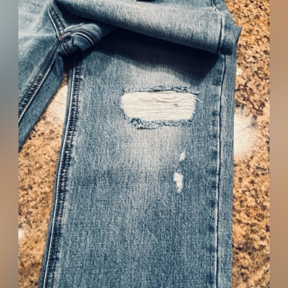 NWT Evidnt Malibu Girlfriend Distressed Jeans - Picture 12 of 16